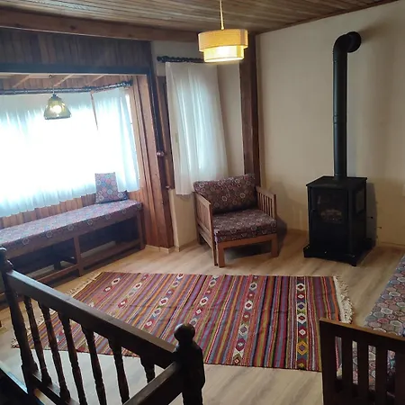 Ferienhaus Karaot Stone House *