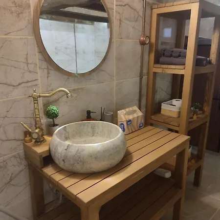 Karaot Stone House Ferienhaus Torbalı