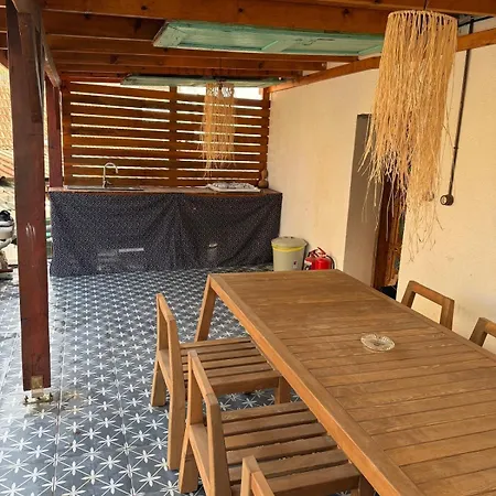 Karaot Stone House Ferienhaus Torbalı