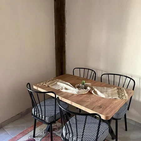 Karaot Stone House Ferienhaus Torbalı