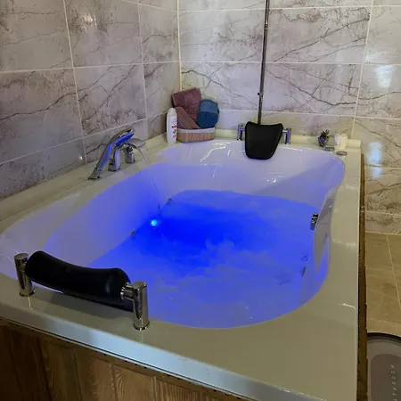Karaot Stone House Ferienhaus Torbalı